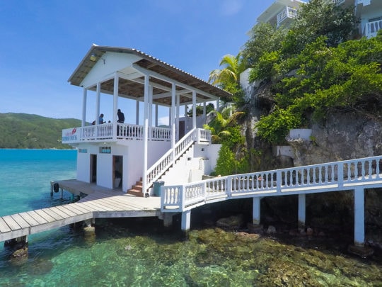 dive dock