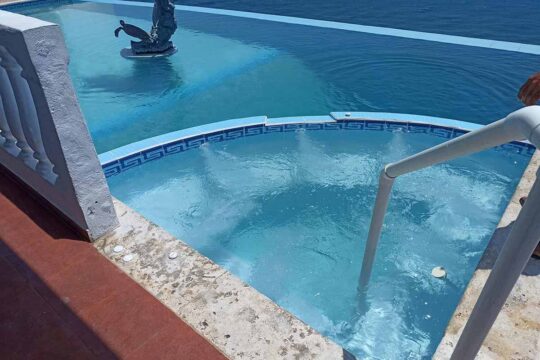 hot tub in infinity pool
